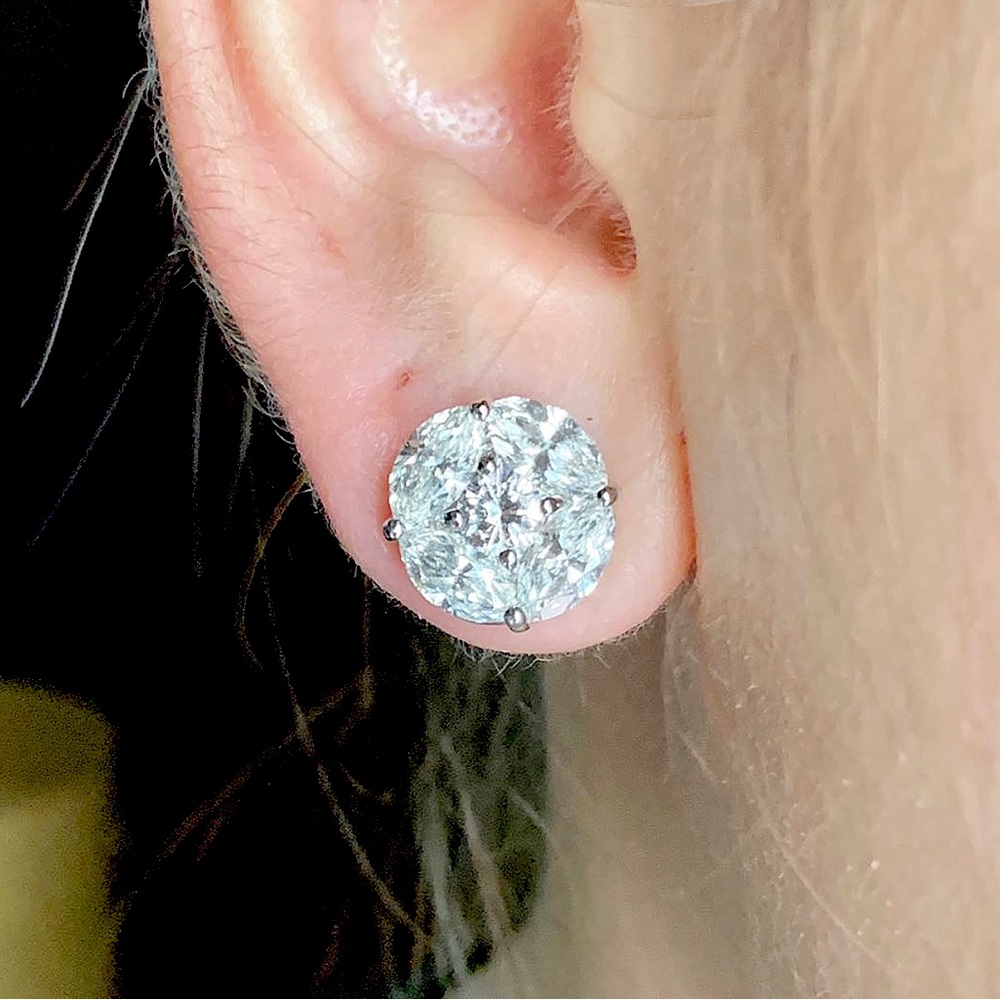 Natural Diamond Earrings, 1st gen illusion.